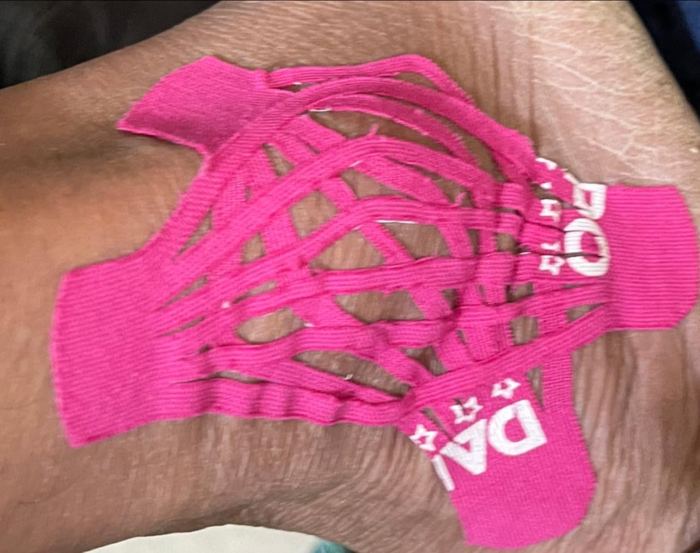 Kinesio Tape cho khớp